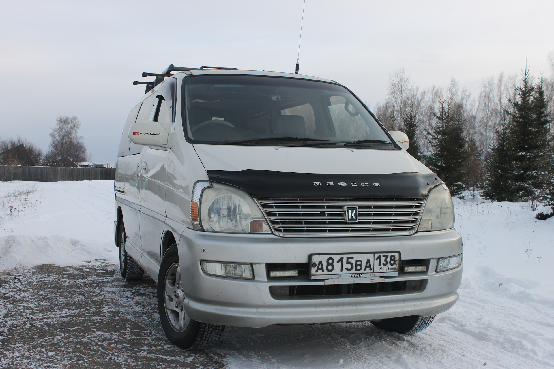 Хайс региус. Тойота Региус 2001 года. Хайс Региус 2001. Toyota Hiace Regius 1997-2002. Toyota Regius 2.7 at, 2001.