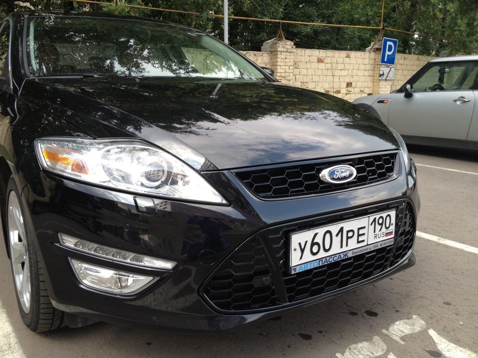 Как снять решетку радиатора мондео 4 Вопрос по переднему бамперу? - Ford Mondeo IV, 1,8 л, 2009 года стайлинг DRIVE2