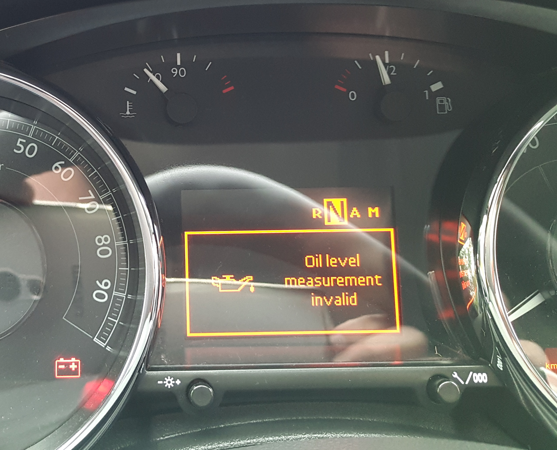 Oil Level Measurement Invalid Peugeot 3008 2 0 L 2012 Goda Na Drive2