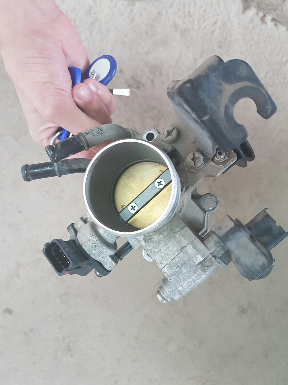 Чистка дроссельной заслонки. — KIA Ceed (1G), 1,6 л, 2009 года | визит ...