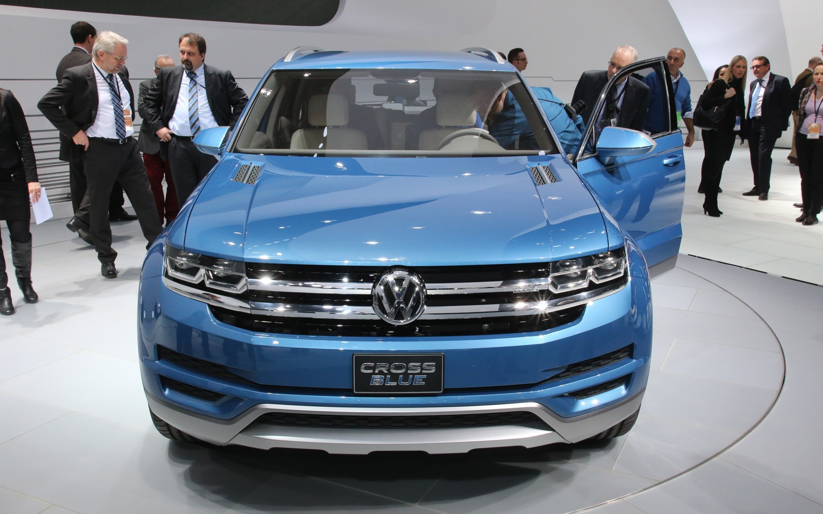 Volkswagen Cross Blue