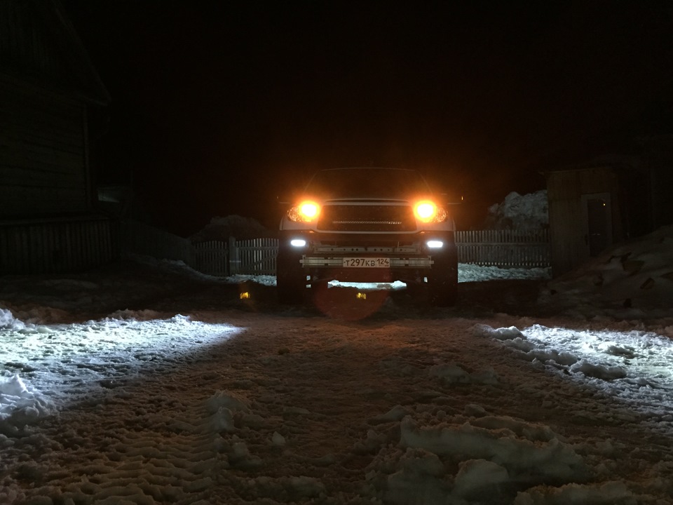 Милая мордашка) — Toyota Tundra (II)