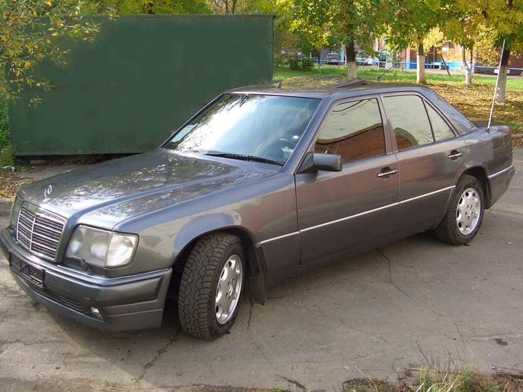 Мерседес е190 w124