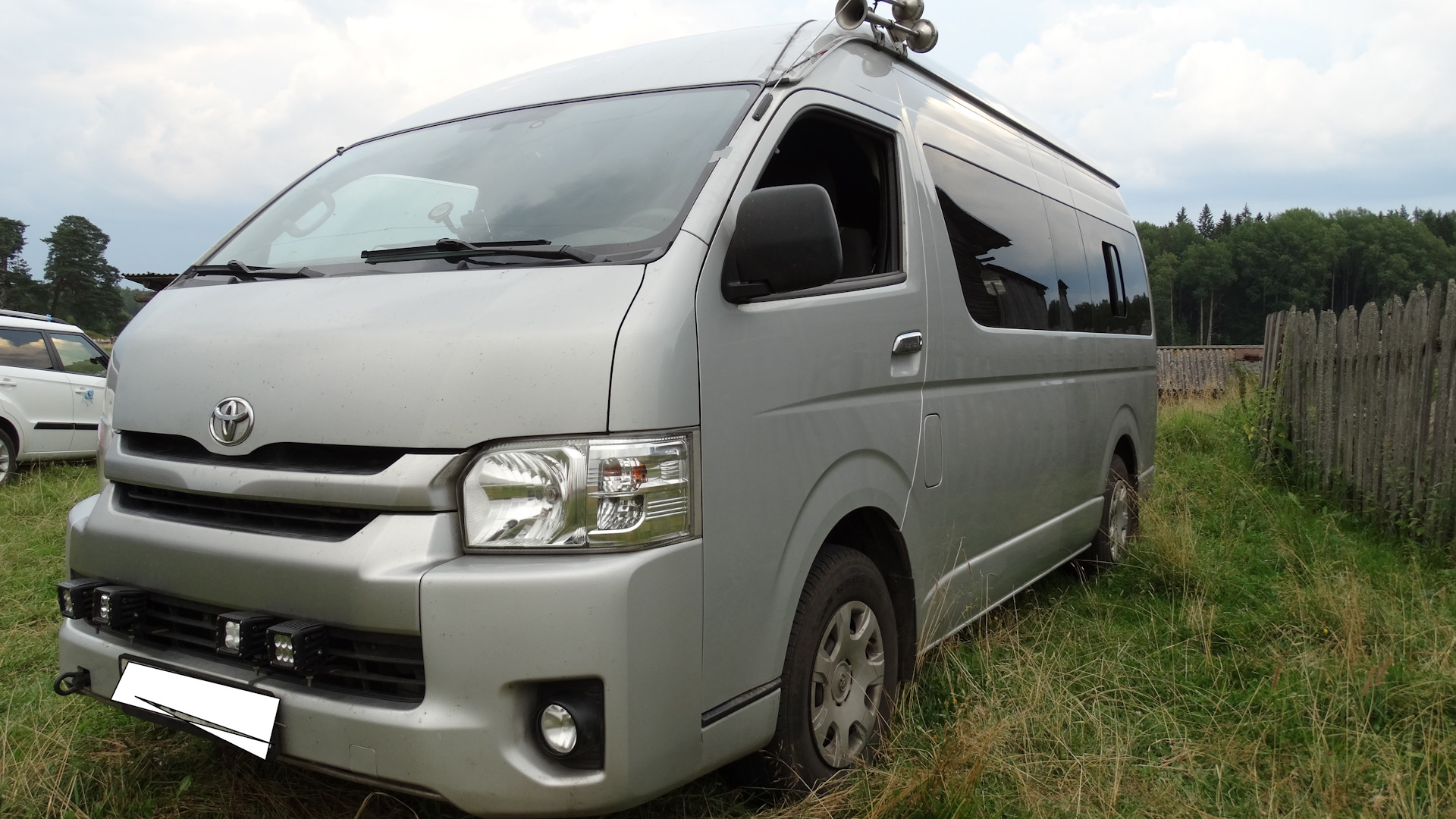 Toyota HiAce (H200) 2.7 бензиновый 2014 | Надёжный аппарат на DRIVE2