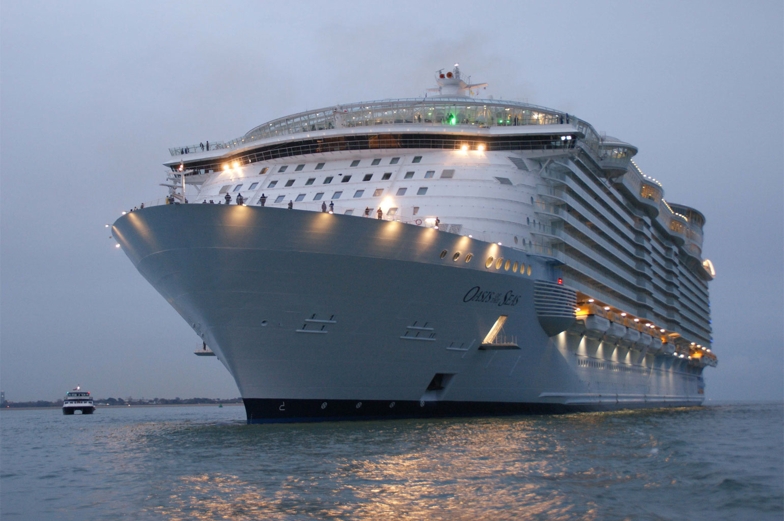 Allure of the Seas лайнер