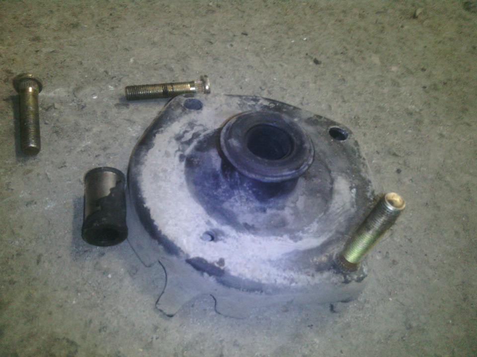 Скрипы в задней подвеске — Mazda Familia (BJ), 1,5 л, 1998 года ...