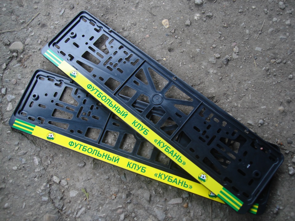 Номерные рамки — Ford Focus Hatchback II, 1,8 л, 2006 года | аксессуары ...