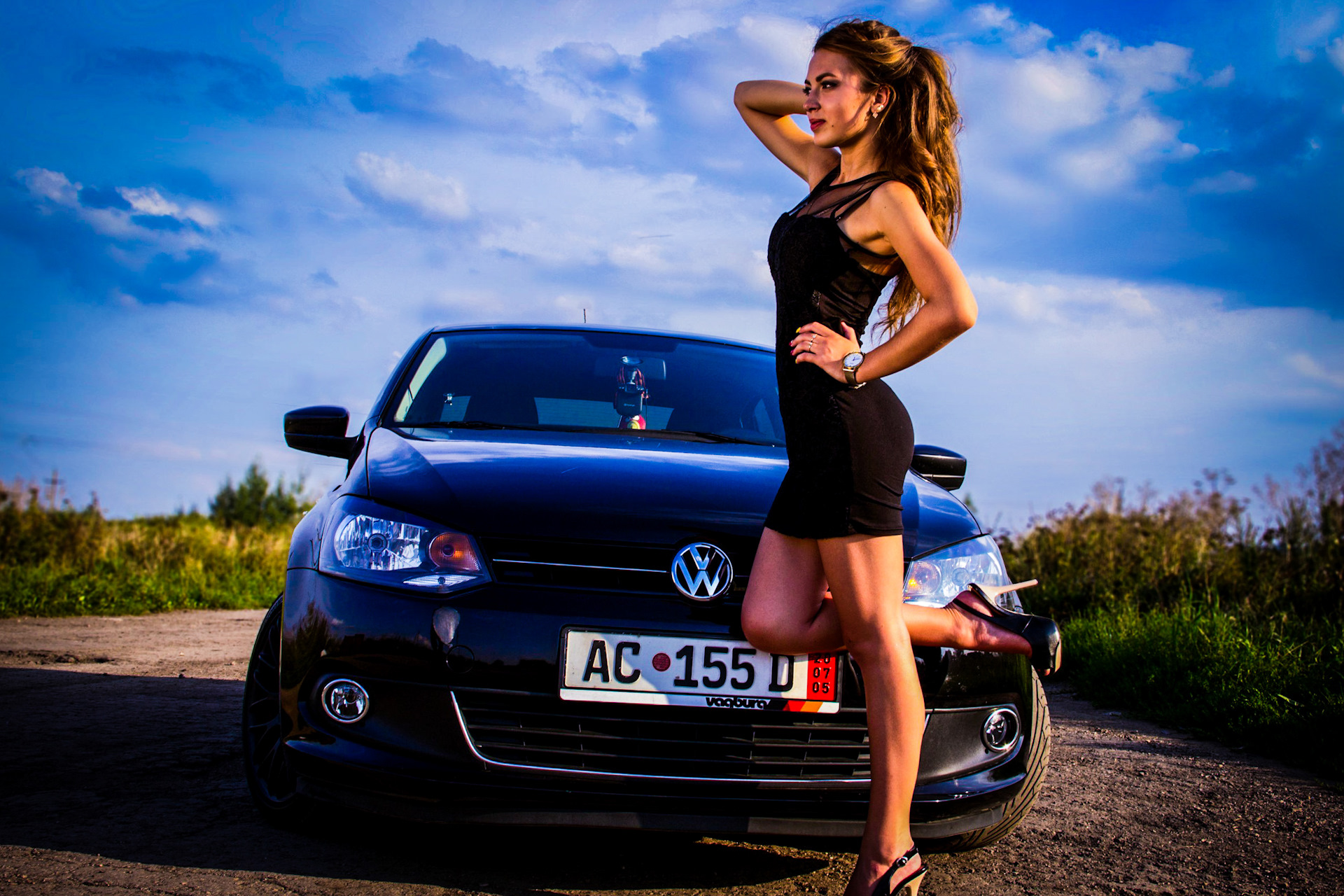 Volkswagen Polo sedan РґРµРІСѓС€РєРё