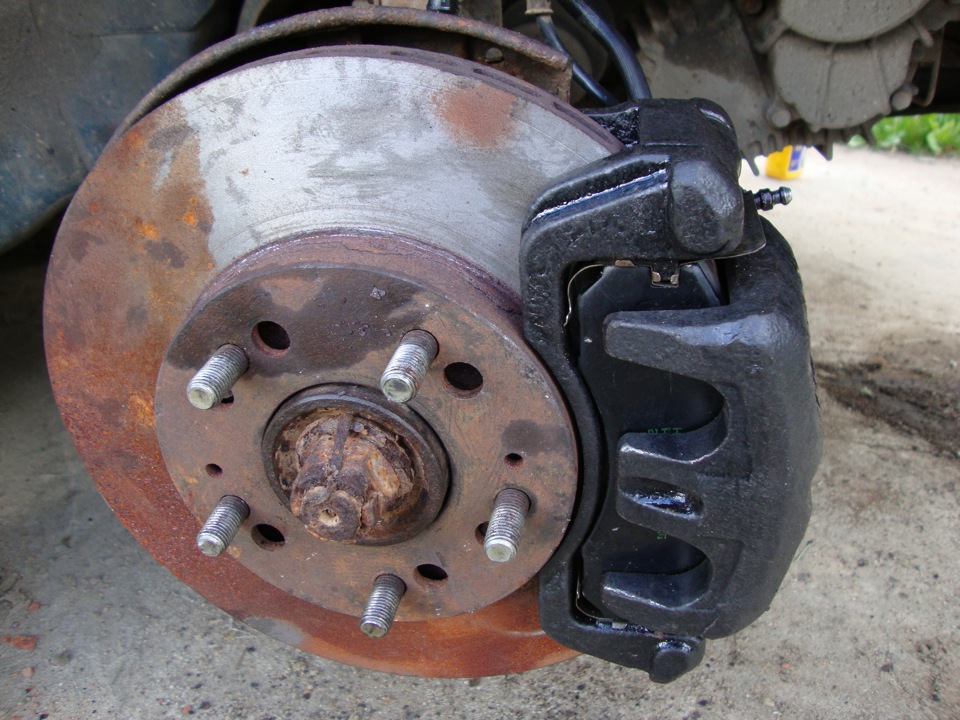 Тормаз. Колдина 1994г. Тормозные диски на мазда сх7. Задние колодки volkswagen transporter удлиненная база. Дисковые вентилируемые тормоза.