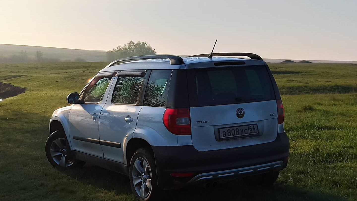 Skoda Yeti 2013 1 8 комплектация