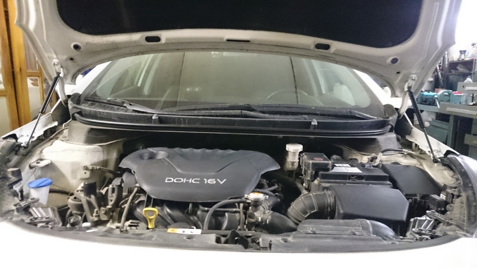 Амортизаторы капота и парктроники часть 2 — Hyundai i30 (2G), 1,6 л ...
