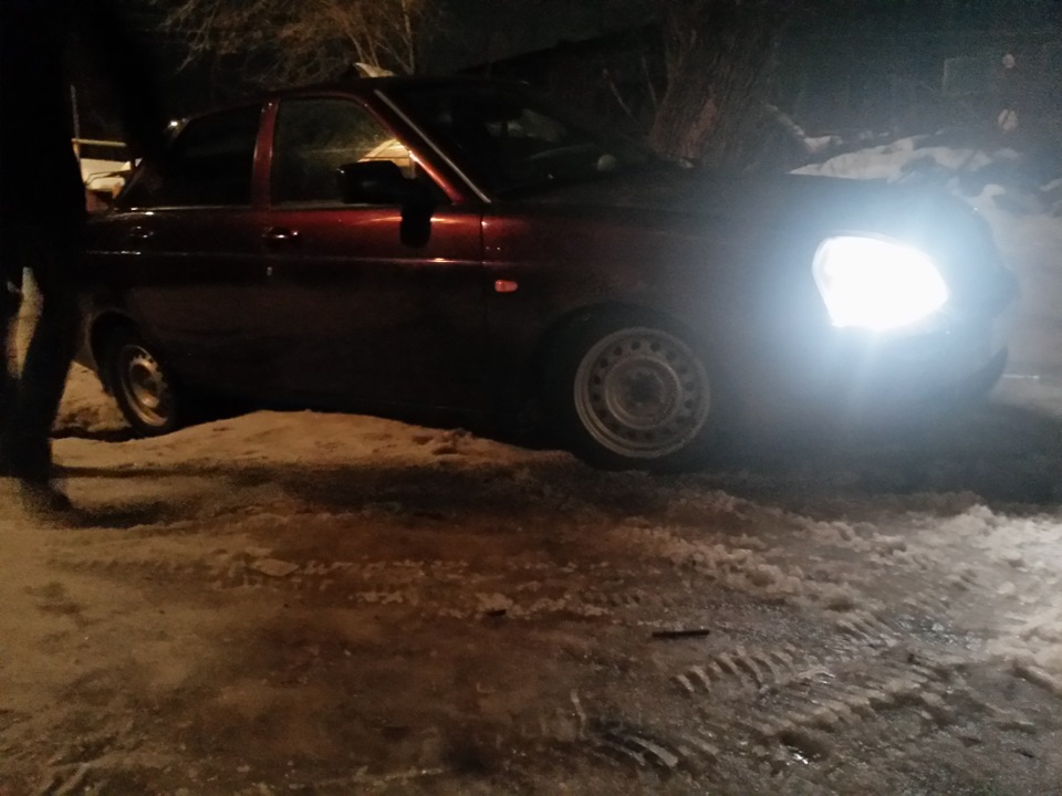 первая сочная яма на посадке — Lada Приора седан, 1,6 л, 2009 года ...