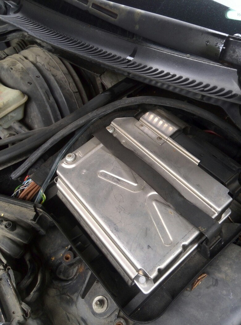 Установка датчика буста ' defi ' — Audi A4 (B6), 1 л, 2003 года ...