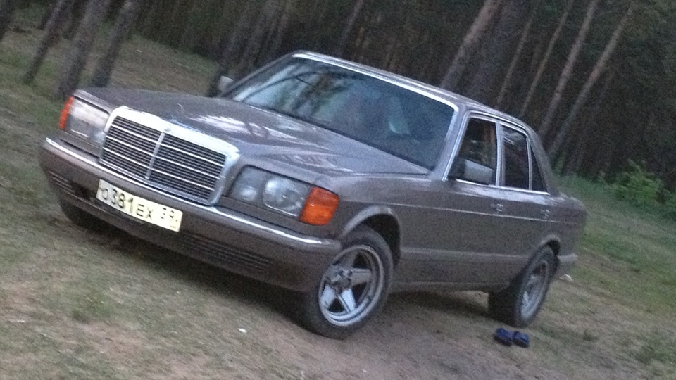 Mercedes 1987. Mercedes 1987 года. Мерседес 1987 года выпуска. Мерседес 1987 года выпуска белая. Машина Мерседес 1987 года серый.