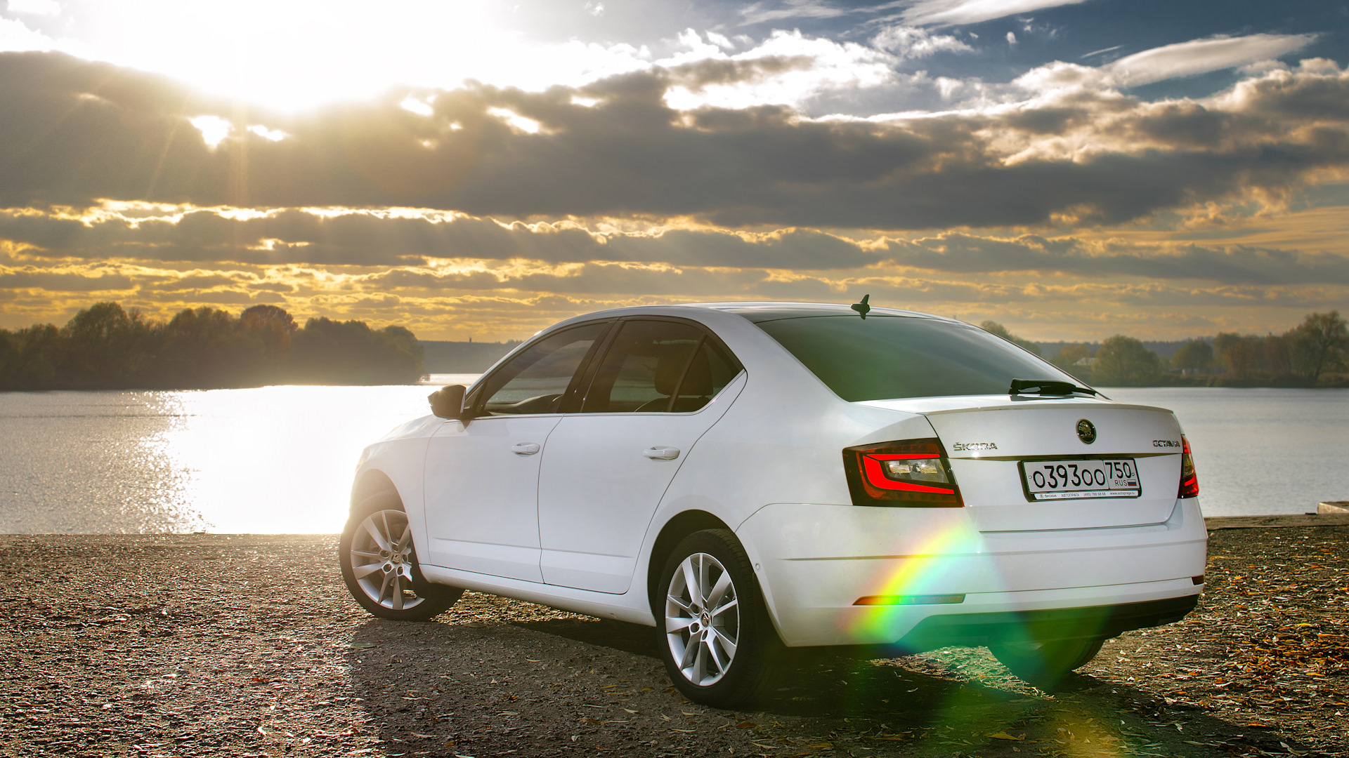 Skoda Octavia a7 White