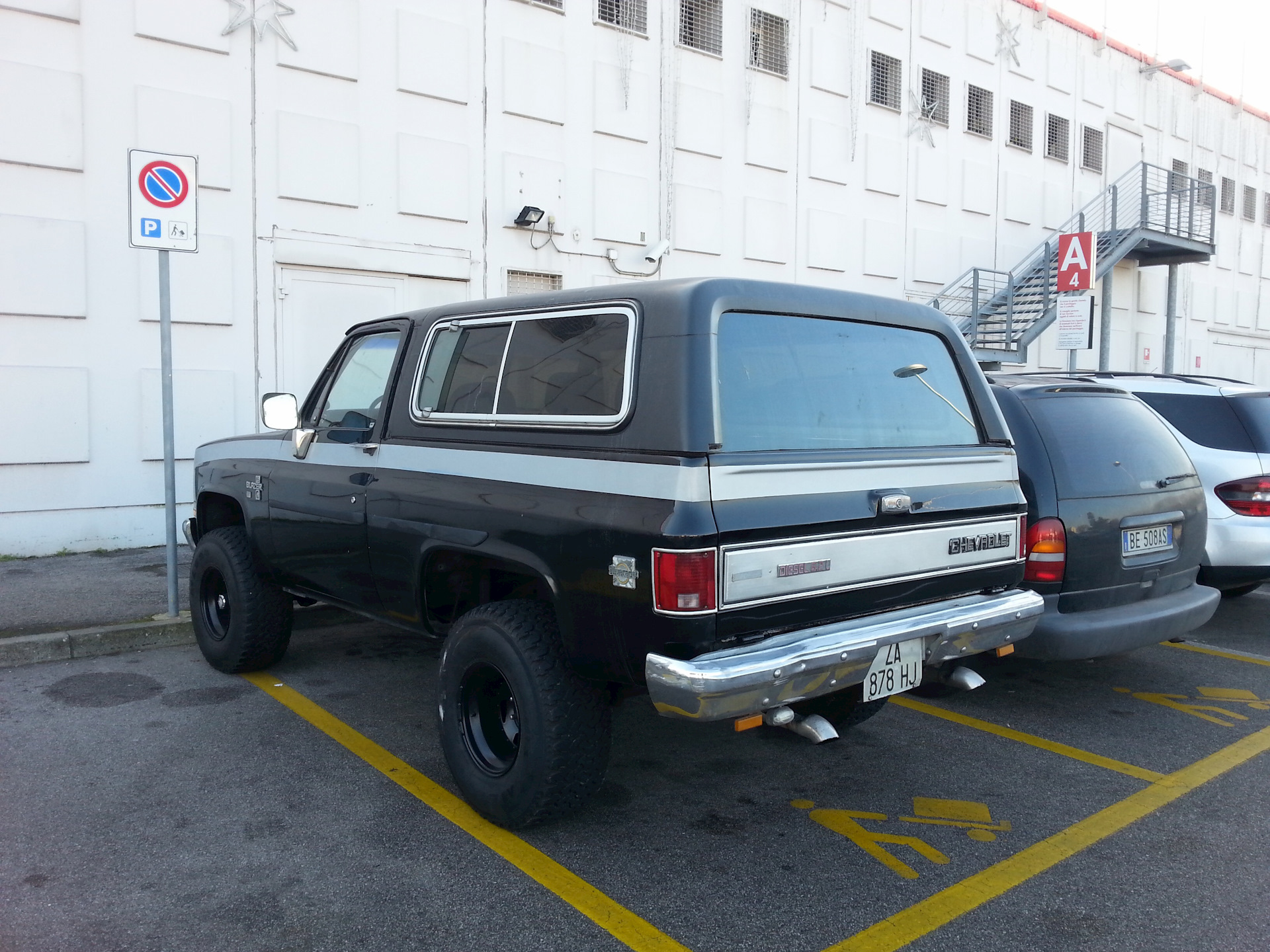 Обзор Chevrolet K-5 Blazer. Нерусский медведь. — DRIVE2