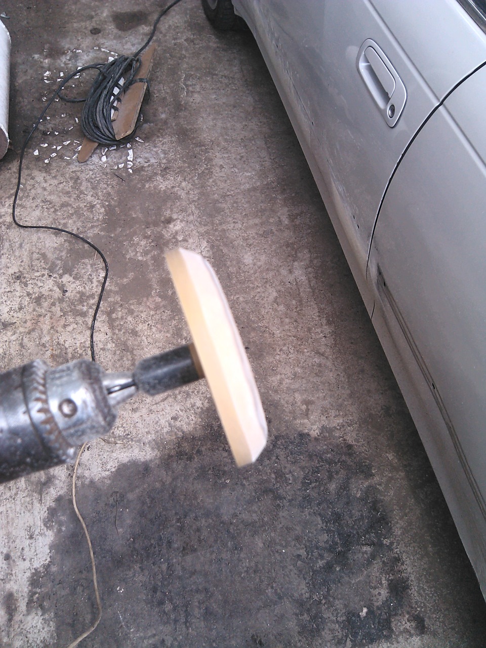 приклеиваем каркас жесткости капота — Toyota Mark II (90), 4 л, 1995 ...