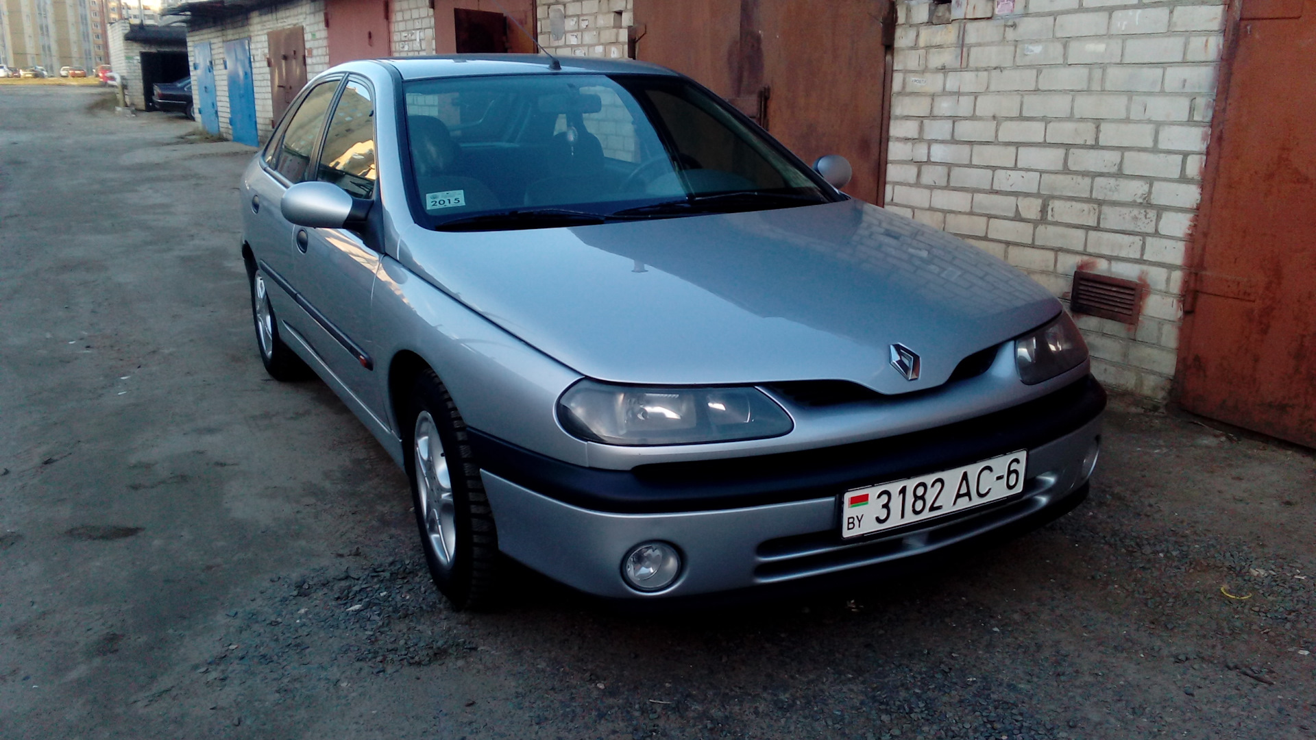 Renault Laguna I 1.8 бензиновый 1998 | Из точки А в точку Б на DRIVE2