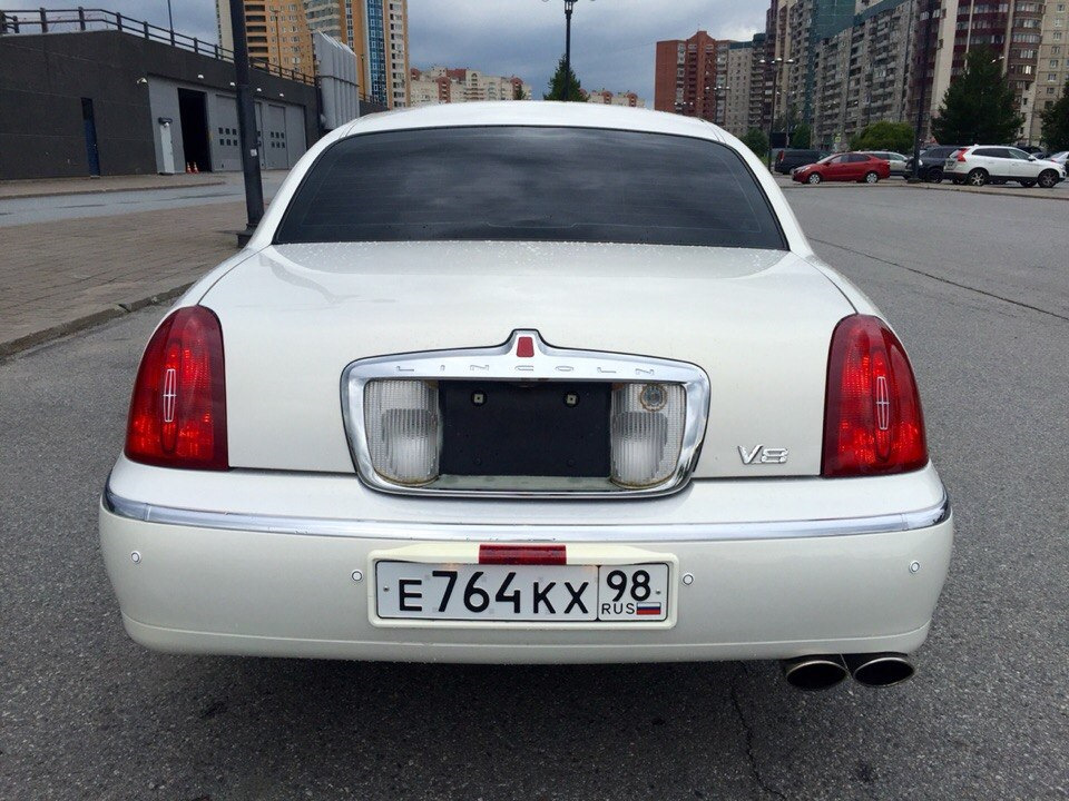 Фото в бортжурнале Lincoln Town Car III
