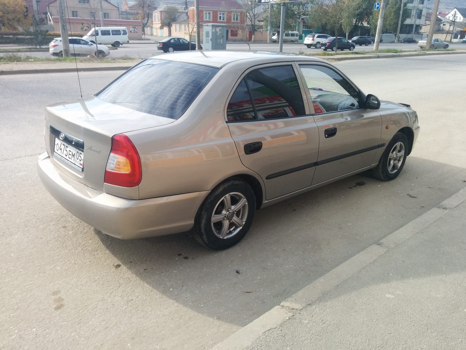 Hyundai Accent h07