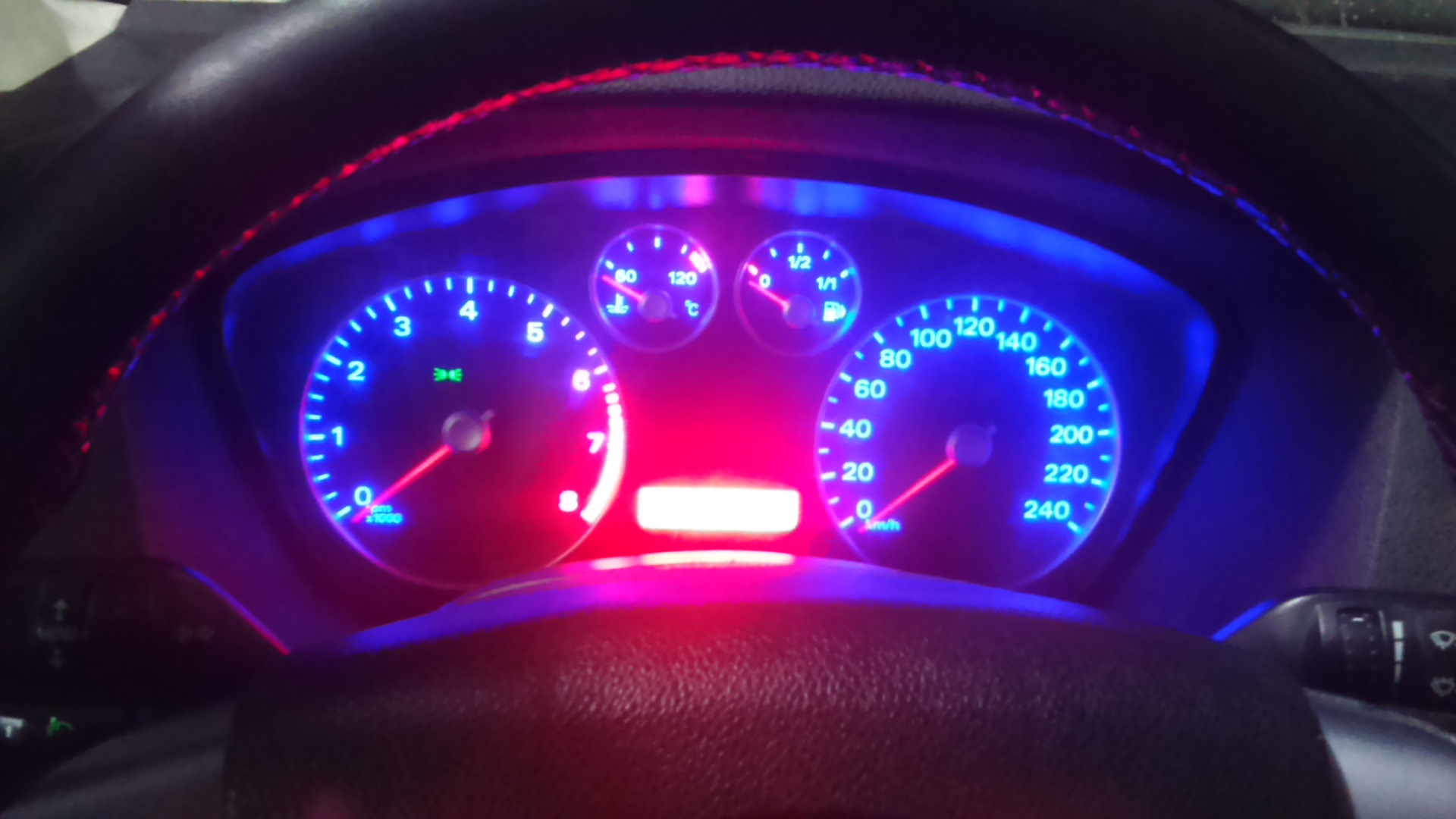 Где предохранители ford focus 3