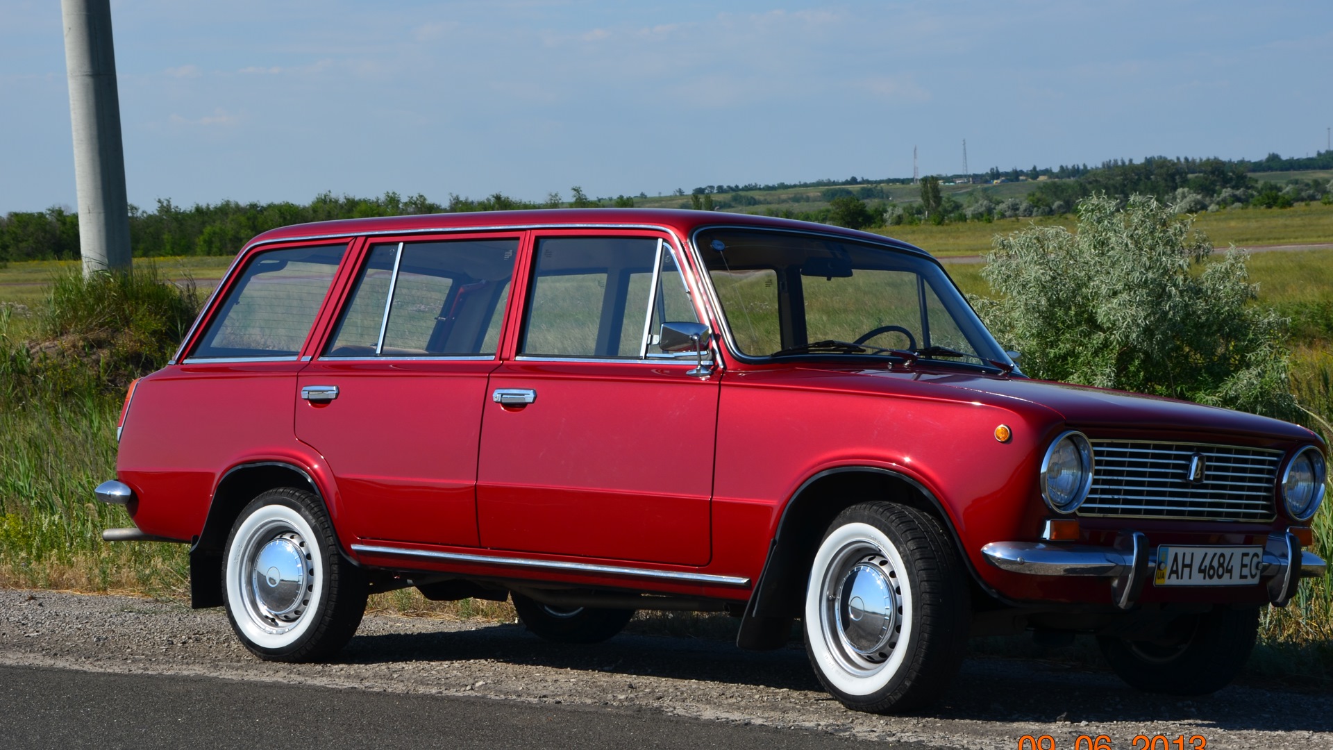 Двойка четверка. Lada 2102. ВАЗ-2102 «Жигули». ВАЗ 2102 универсал. ВАЗ 2101 И 2102.