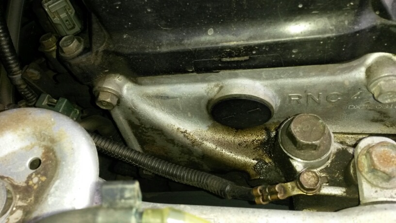 стало уходить масло. стало уходить масло. заглушки распредвалов на двигатель r20a2 хонда. 0 дизель номер. ошибка p1121 toyota дизель 1kz-te.