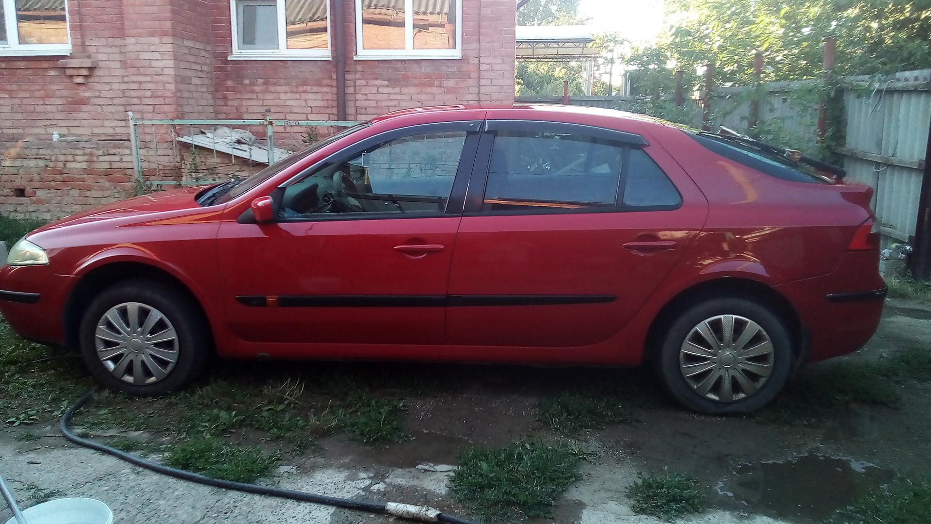 Renault Laguna II 1.6 бензиновый 2001 | ЛюдовиГ второй на DRIVE2