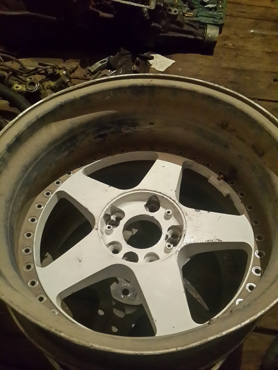 давнооо хотел широкие диски вот и наконец улыбнулся шанс собрать такие ...