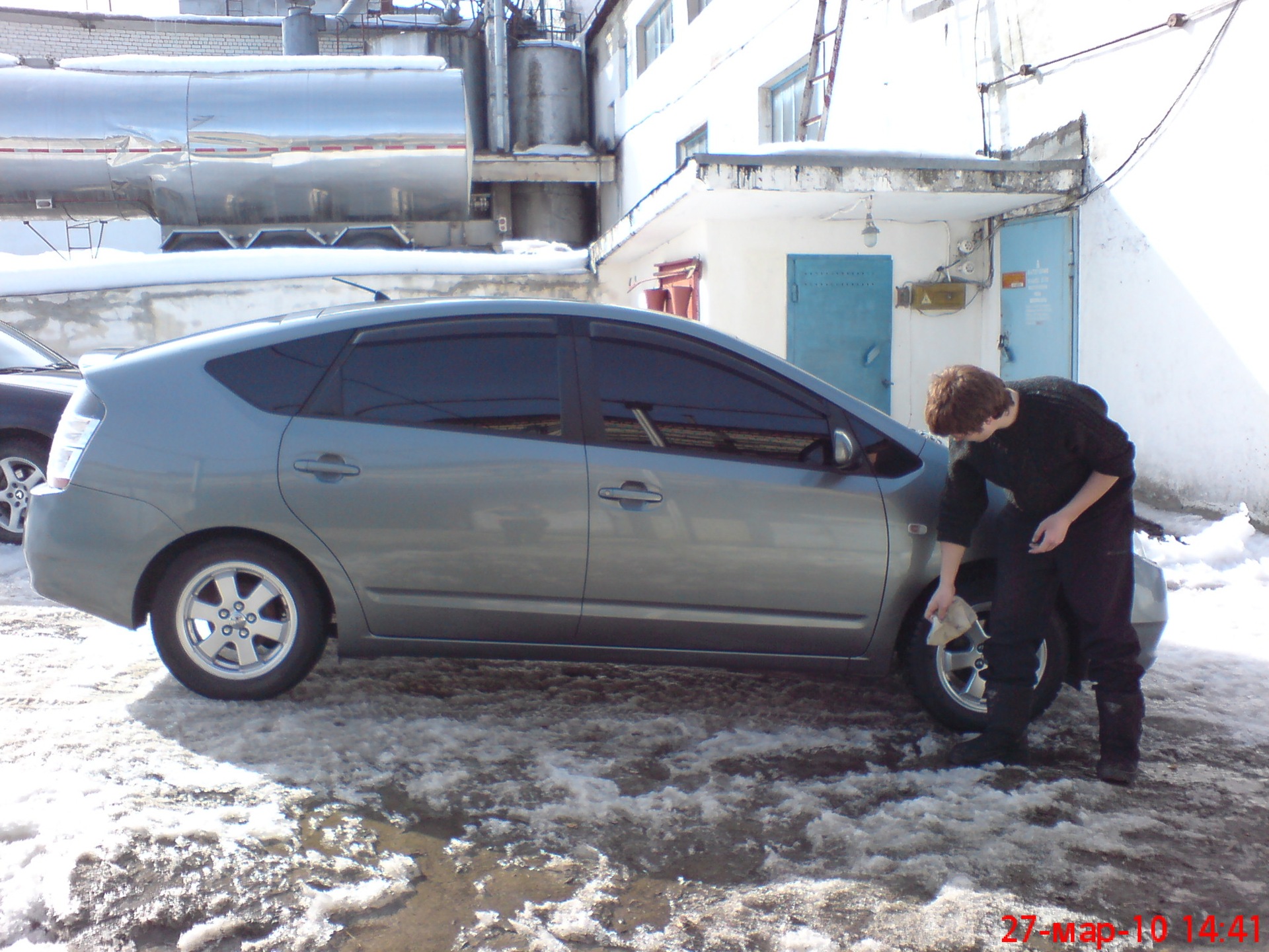 Washed cleaned changed  - Toyota Prius 15 L 2005