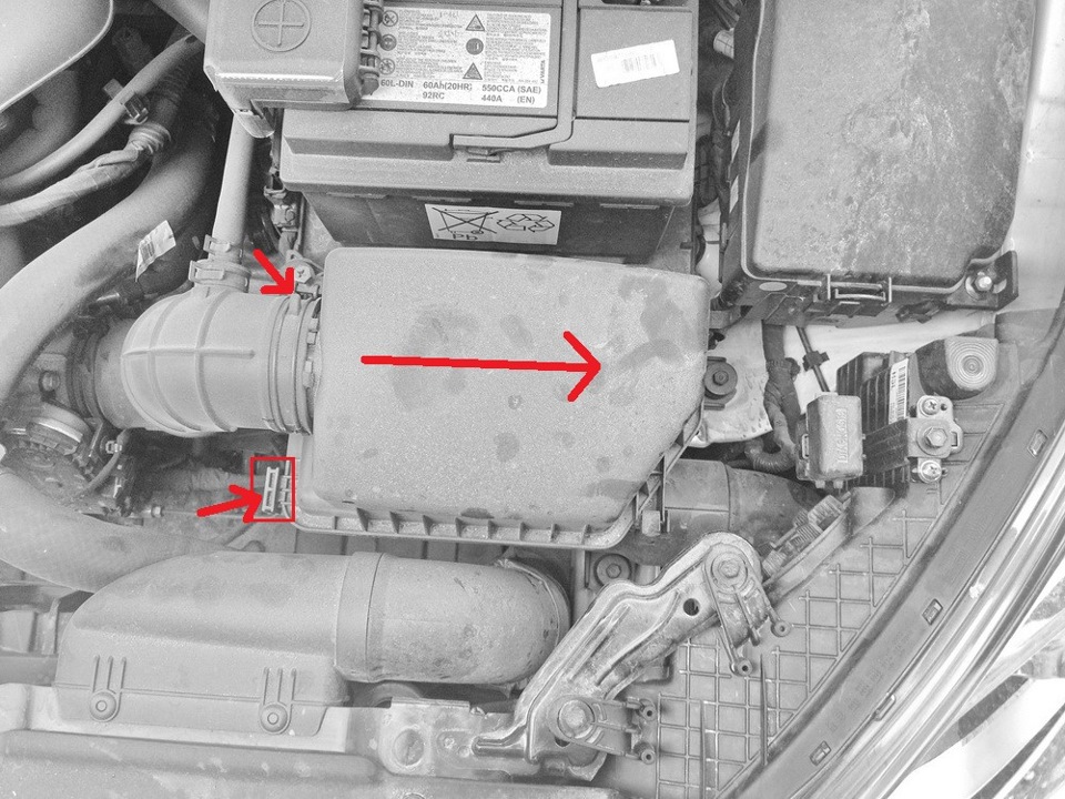 Меняем воздушный фильтр двигателя — Hyundai i30 (2G), 1,6 л, 2013 года ...