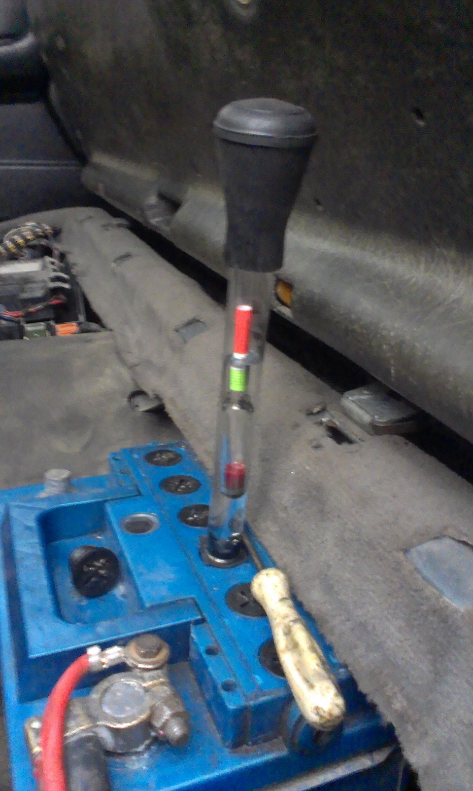 Разрядившейся аккамулятор — BMW 5 series (E34), 2,5 л, 1991 года ...