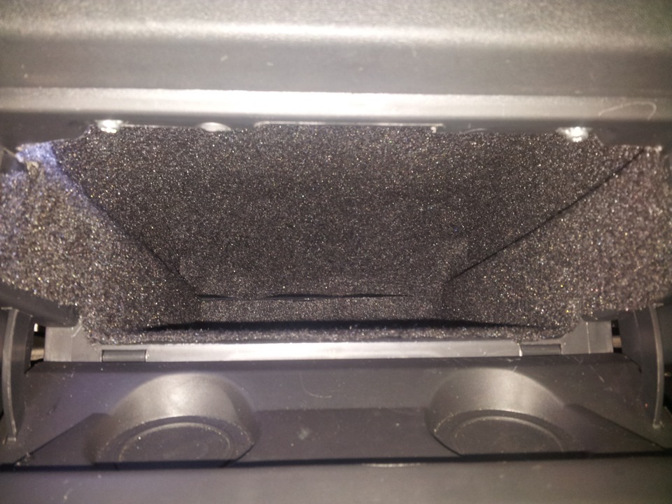 Свет в багажнике и бардачке и полка финиш) — Lada 2114, 1,6 л, 2012 ...