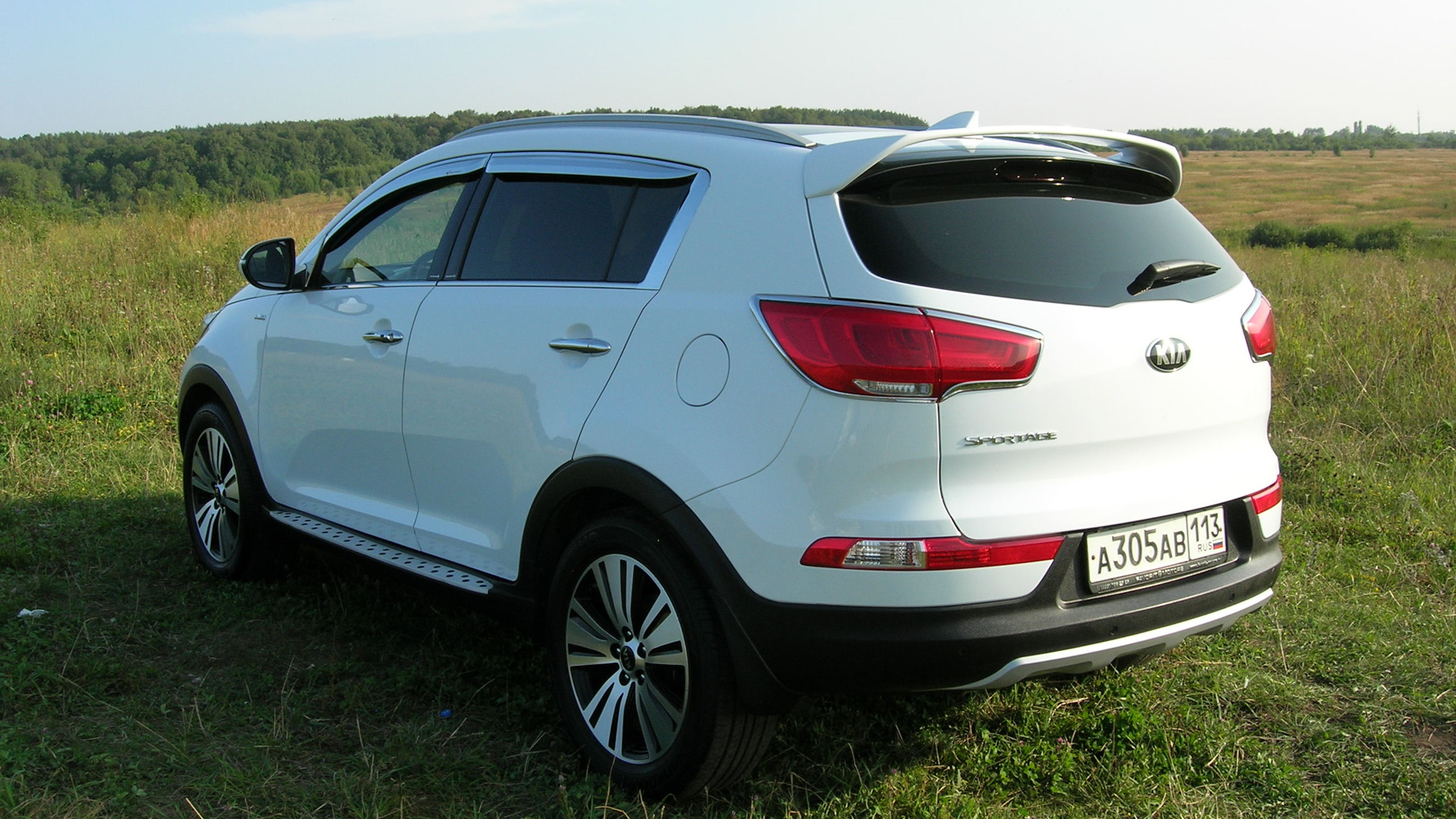 Kia sportage premium 2. Kia sportage 2022 белая. Kia sportage 2021 4x4. Kia sportage 4 premium. Sportage premium.