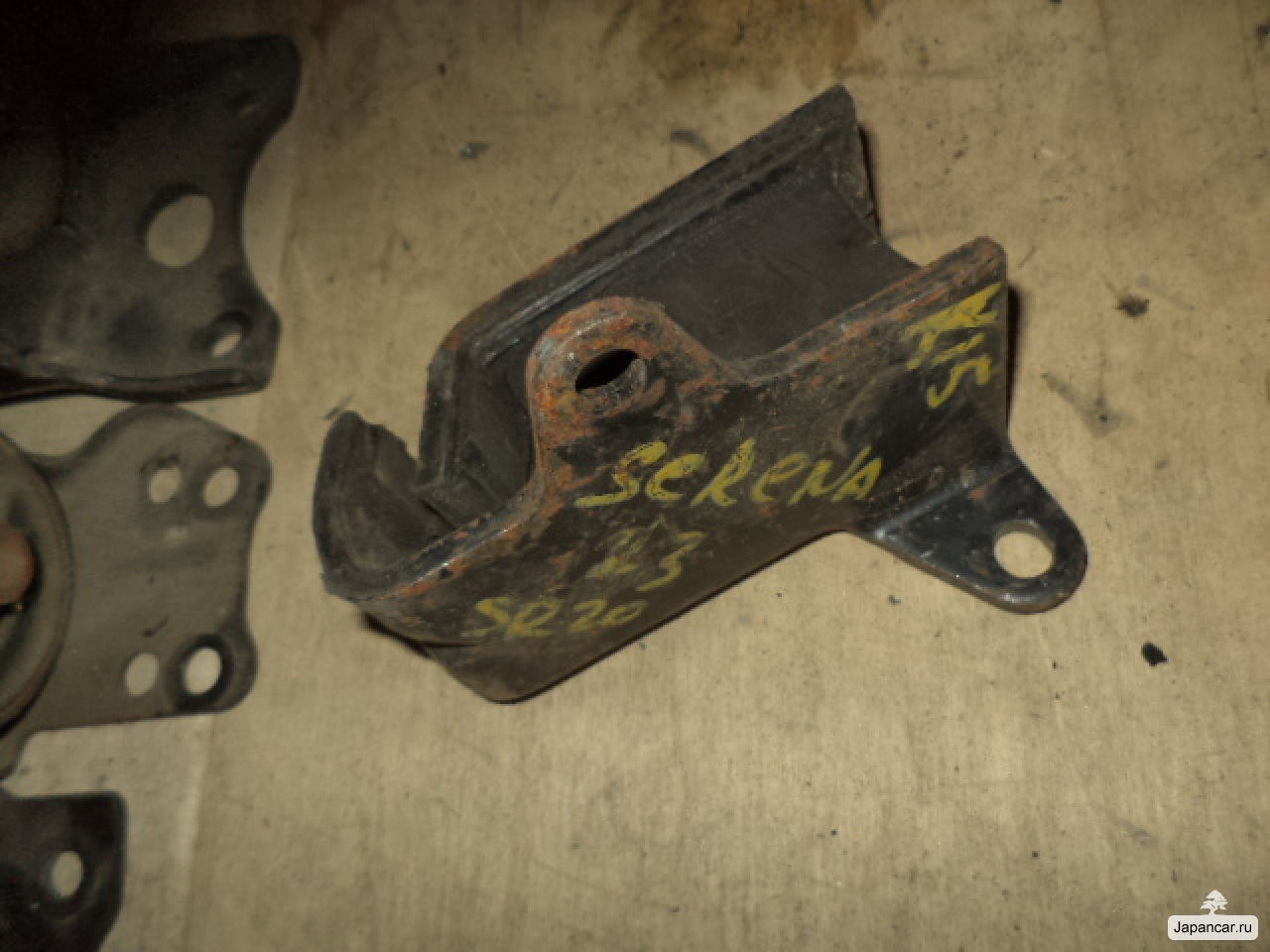 Сереноводы, выручайте! Какая подушка где стоит? — Nissan Serena Mk I ...