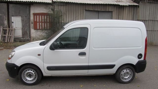 renault kangoo exist