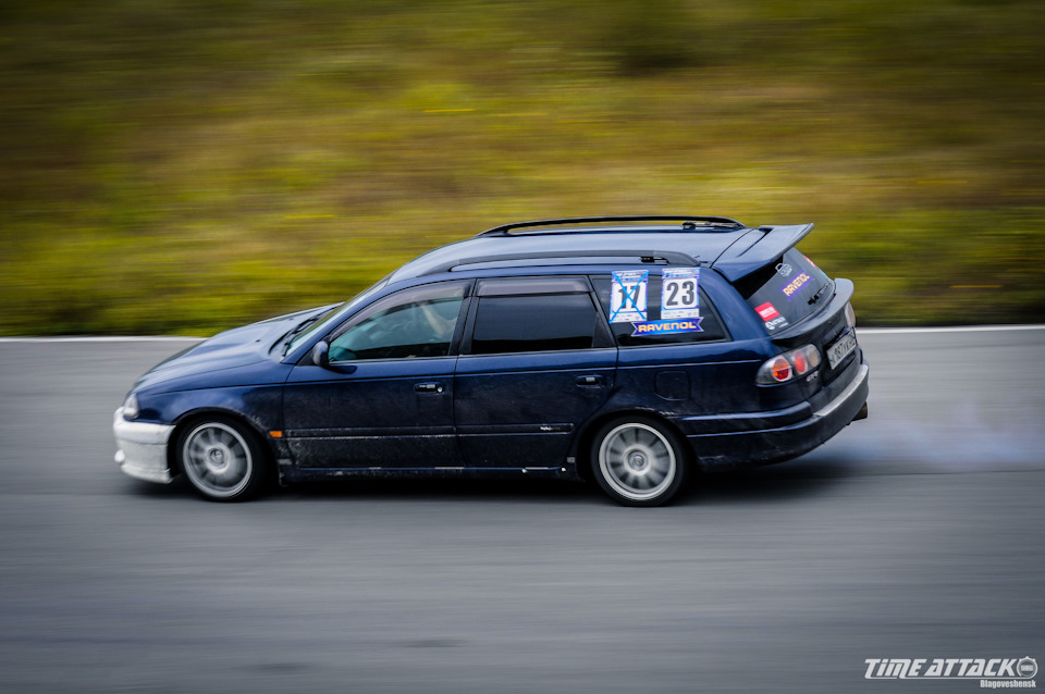 Toyota Caldina gt 2