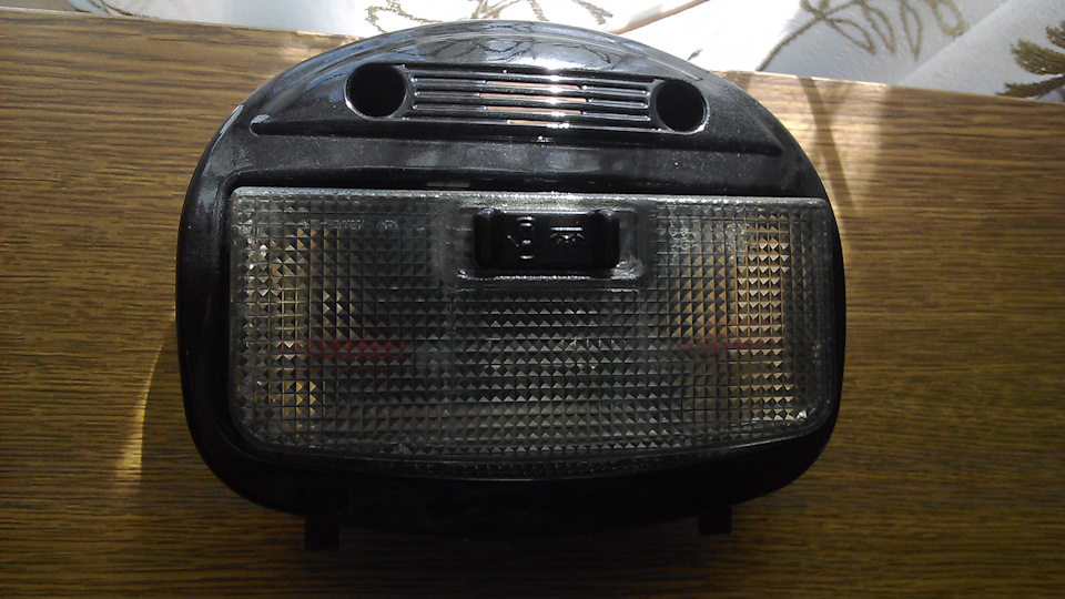 Плафон освещения салона — Lada Калина Хэтчбек (2G), 1,6 л, 2014 года ...