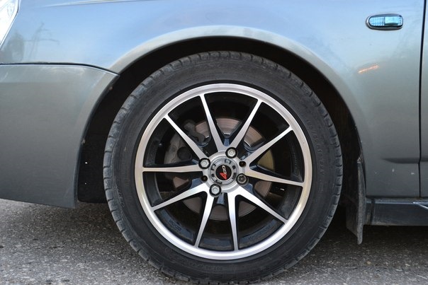 Передние пружины(техноресор) просели по разному ! — Lada Приора седан ...