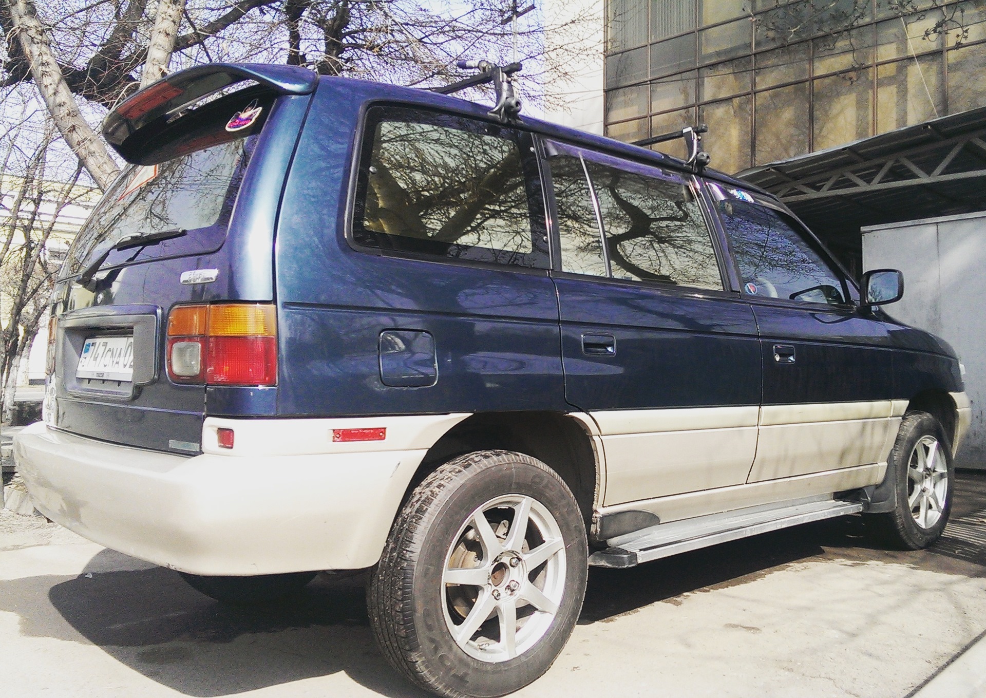 Мазда мпв 1996 год. Mazda MPV 1996. Mazda MPV 1 1996. Мазда МПВ 1996 год 2.5 дизель. Мазда МПВ 1996 года дизель.