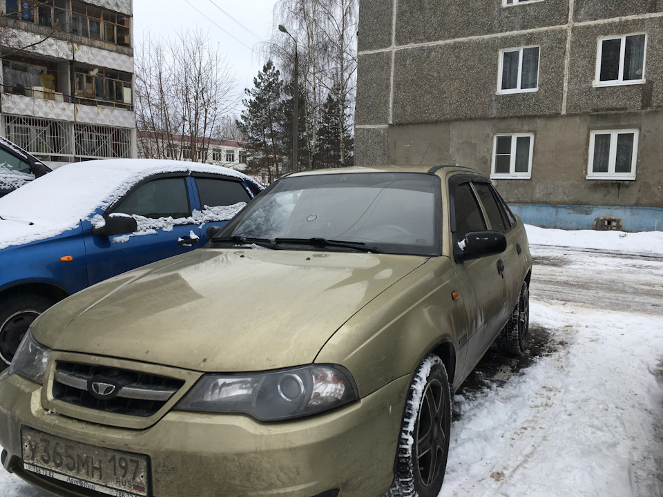 Без багажника на крыше. — Daewoo Nexia (N150), 1,6 л, 2010 года ...