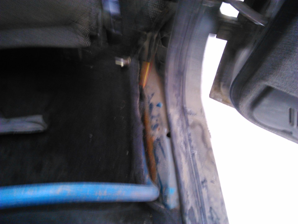 Пневма ---- рулит (пневмосигнал в двенарь) — LADA 21120, 1,5 л., 2001 ...