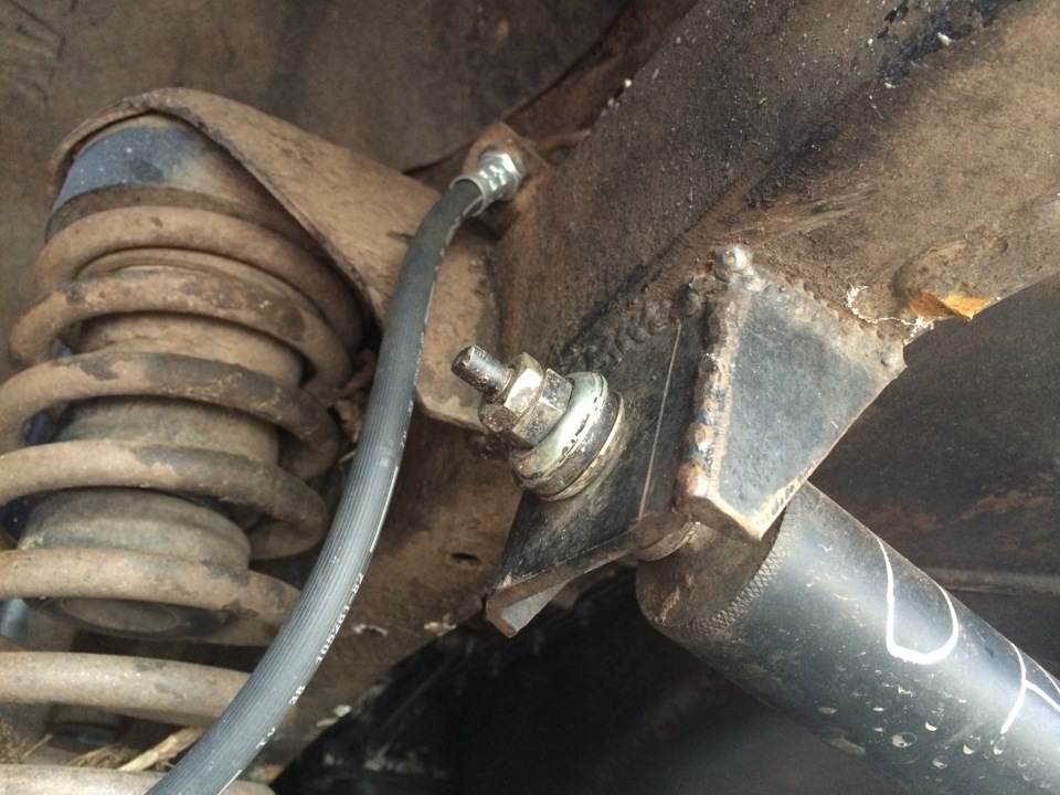 Установка рулевого демпфера от Land Rover Defender — УАЗ 31519, 2,9 л ...