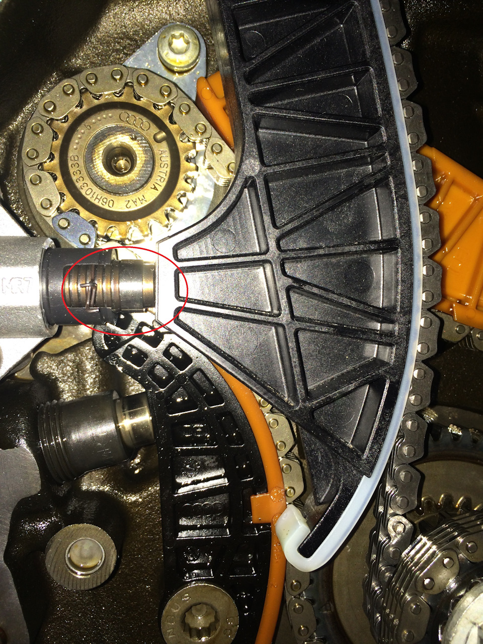 новый натяжитель — Volkswagen Tiguan (1G)