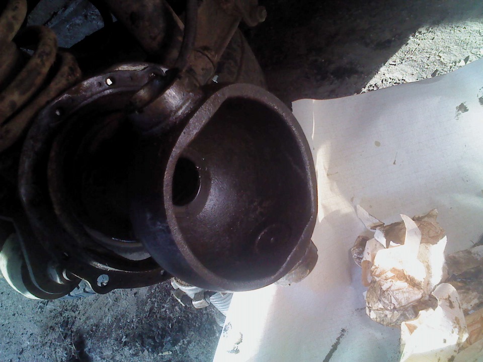 Разбираем шкворневое соединение — УАЗ 315195 Hunter, 2,7 л, 2004 года ...