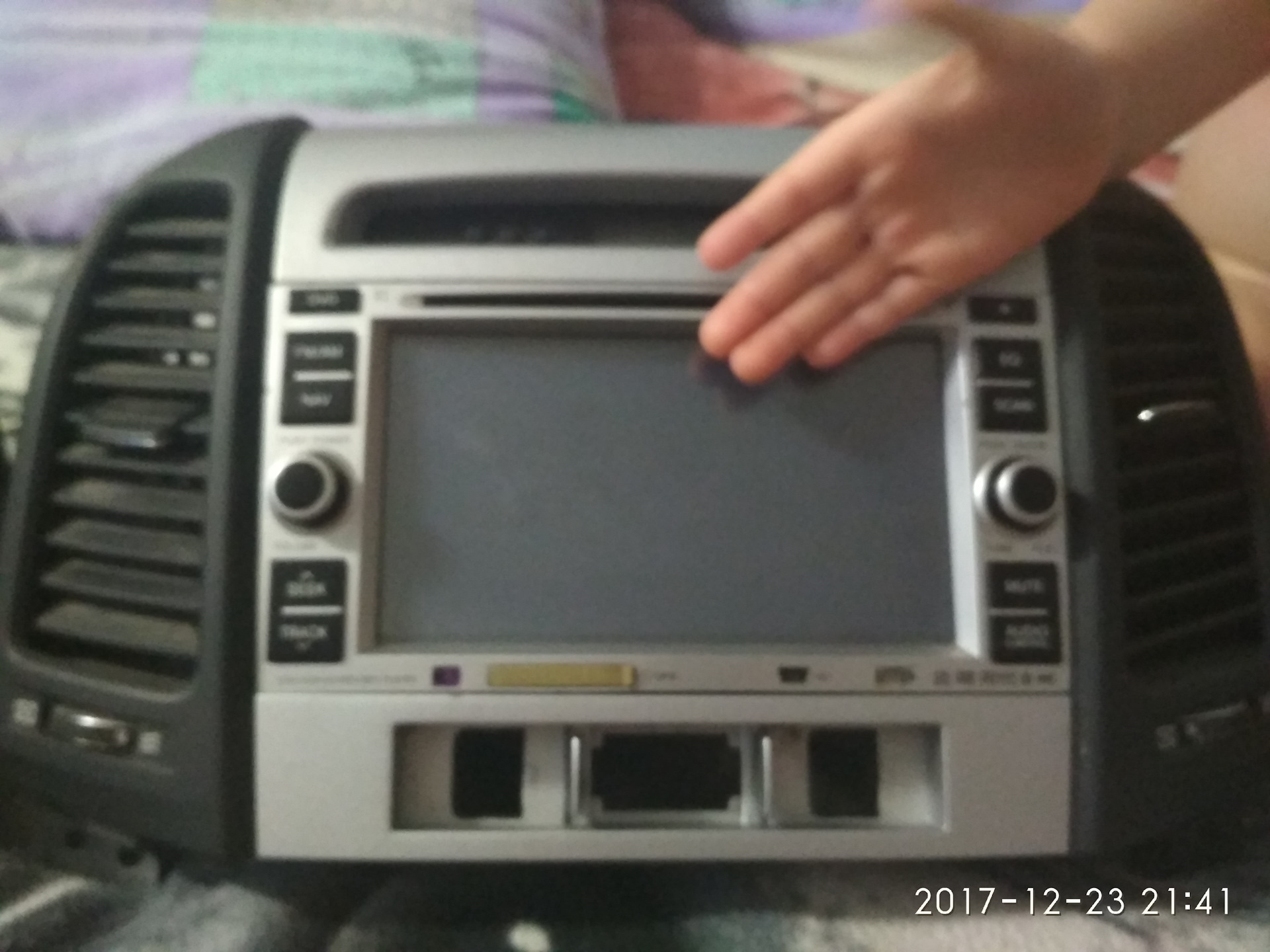 монитор hyundai 2006 год монитор hyundai 2006 год