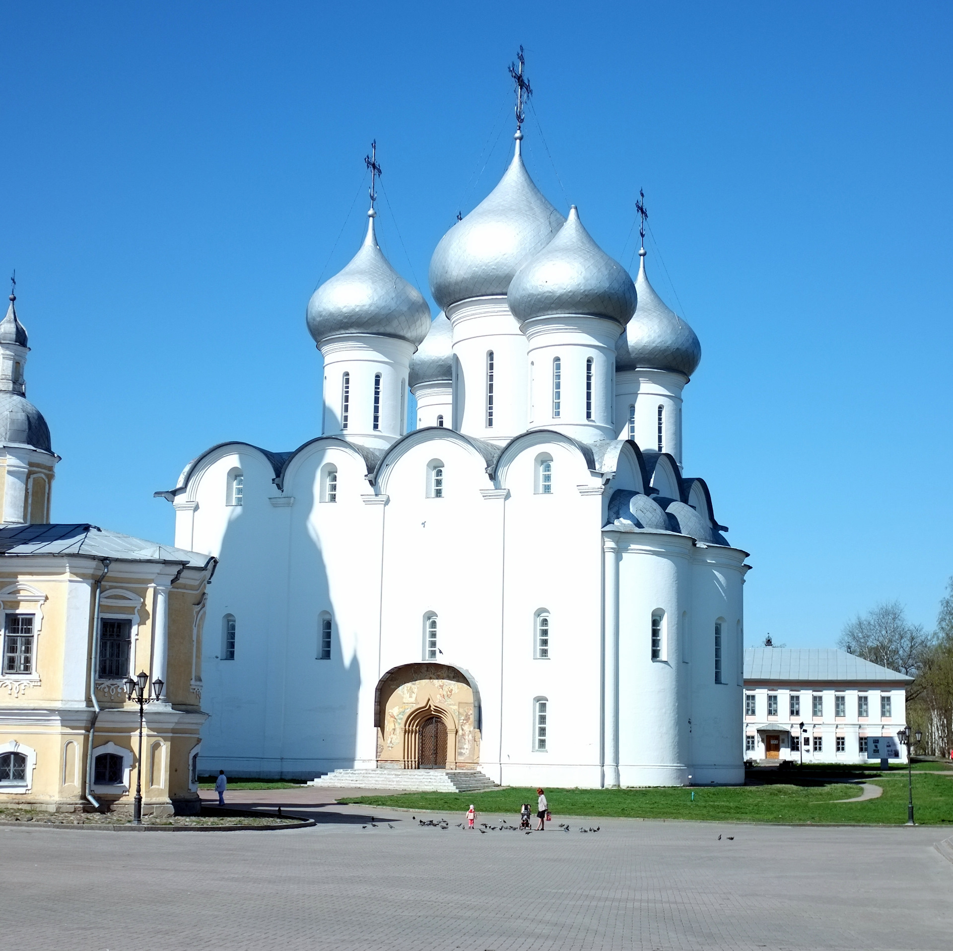 Какой город вологда. Софийский собор Вологда. Софийский собор Вологодского Кремля. Соыийскмй Срьор вологле. Храм Софийский собор Вологда.