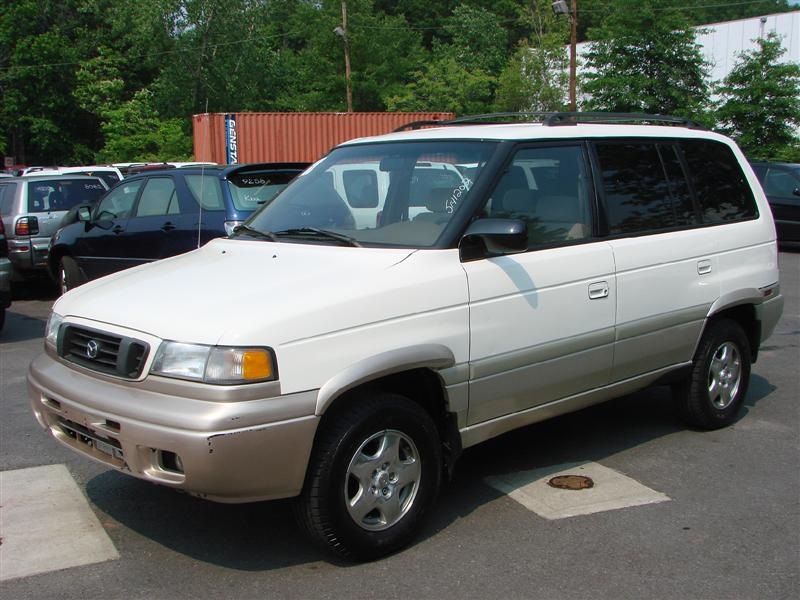 Мазда мпв 1 поколение. Мазда МПВ 1996. Mazda MPV 1996. Мазда МПВ 1. Мазда МПВ 1998.