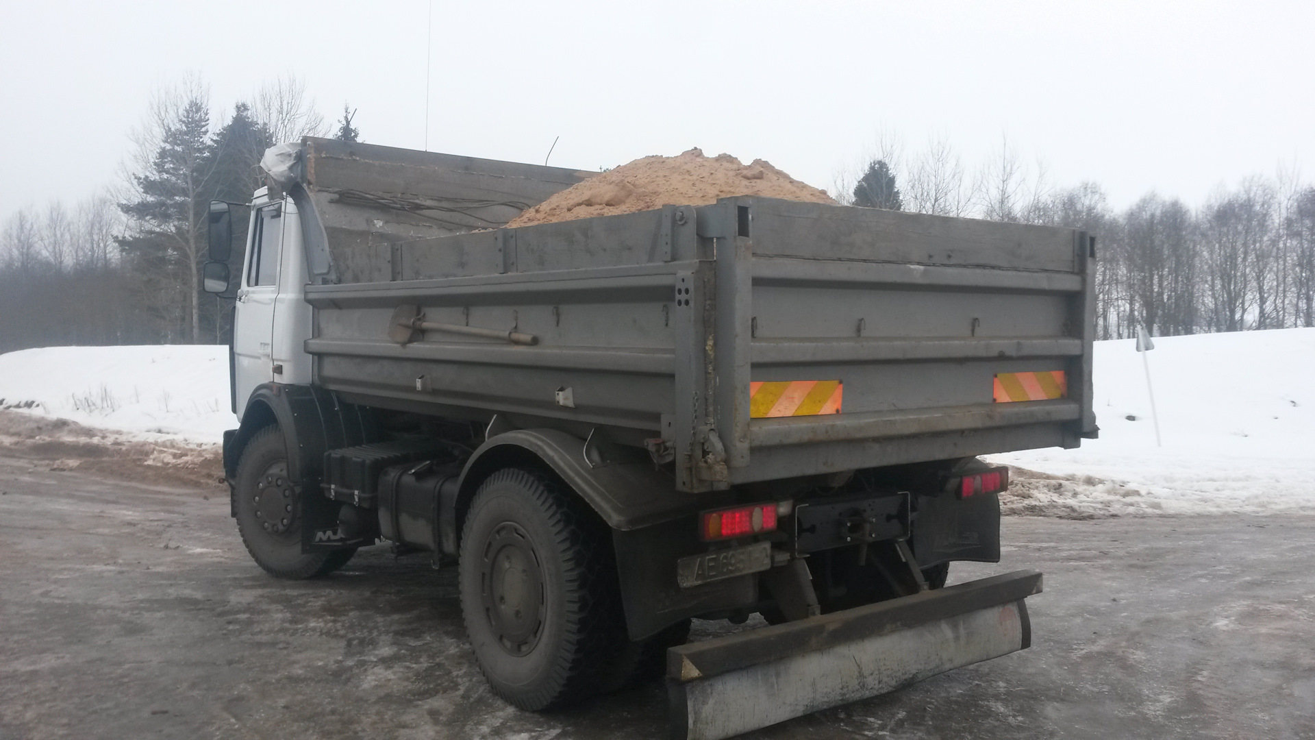 Маз 5551 2008. Маз 5551 зерновоз. Маз 5551 сельхозник. Задний борт на маза 5551. Кузов маз 5551.