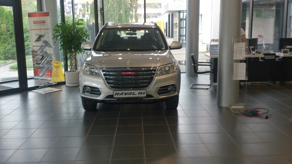 А мою только что увезли с этого места наряжать в допы — Haval H6 (1G)